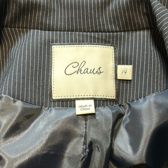 Chaus Size 14 Two Piece Pinstriped Navy Blue Suit EUC - Picture 6 of 8